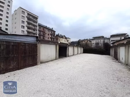 parking à louer 12.5 m² - chambéry (73) - 67€