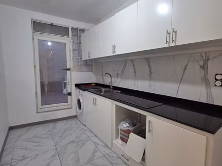à louer t3 meublé 57 m2 + terrasse 18 m2 rue desaix 130
