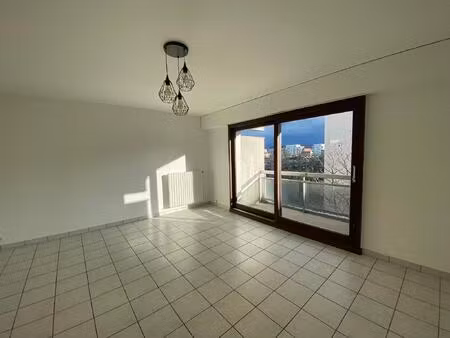 location appartement 4 pièces 87m²