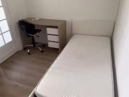 location appartement 1 pièce 15 m² à saint-denis (93200)
