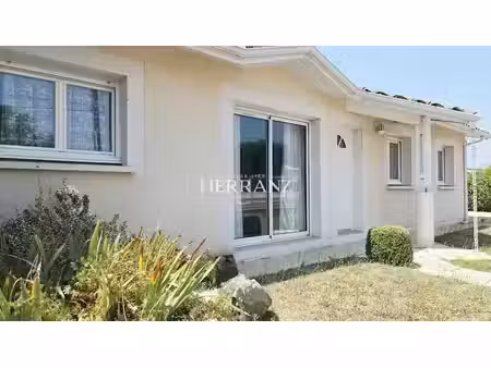 vente maison 4 pièces 90 m² à saint-magne-de-castillon (33350)  199 000 €