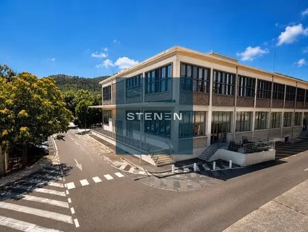 location bureaux 210 m²