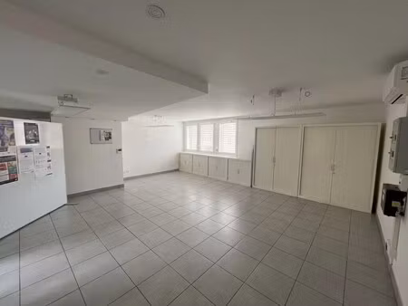 vente bureaux 64 m² à 93 m²