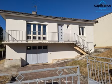 maison à louer vouille - 5 pièces 107 m² - garage