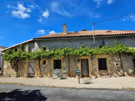 jolie maison de pays située dans un hameau très calme