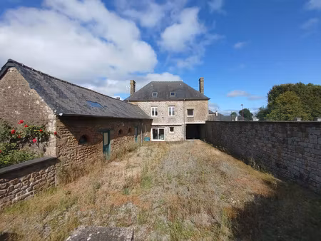 maison de 112m2 à larchamp 3 chambres avec dépendance