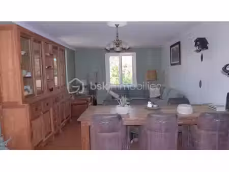 maison ancienne de 155 m² à saint-martial-viveyrol