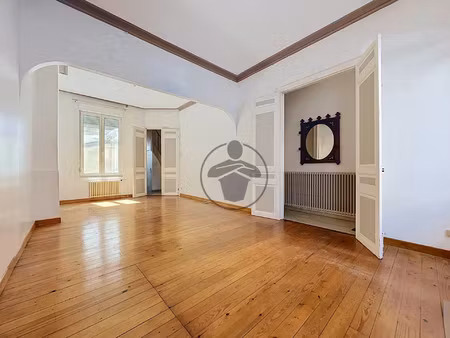 vente maison de ville 5 pièces 112 m2 à saint-quentin