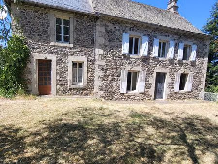 belle maison en pierres lauzes et ardoises