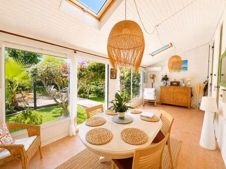 maison de luxe 3 chambres en vente à la londe-les-maures  provence-alpes-côte d'azur