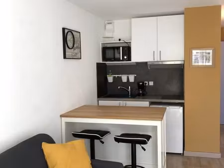 location appartement 1 pièce 20 m² à la rochelle (17000)