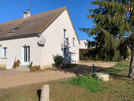 cloyes les trois rivieres : maison 4 pièces (107 m²) à louer