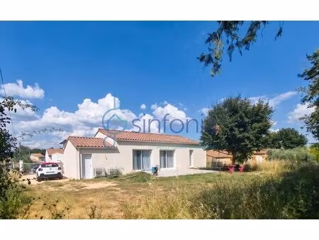 villa plein-pied (2024) : 106 m2 optimisés sur une vraie parcelle de 811 m2 —...