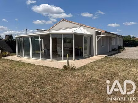 maison à auberives-sur-varèze (38550)