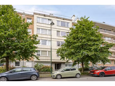 appartement te koop in jette met 2 slaapkamers