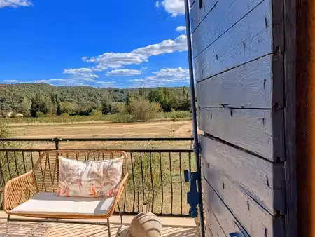 villa proche lourmarin vue dégagée