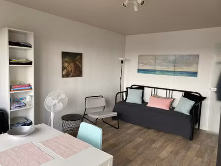 nantes tortiere - studio meublé avec cave et parking.