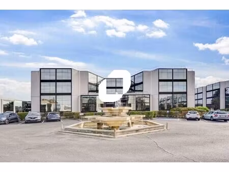 location bureaux 177 m² à 1 234 m²