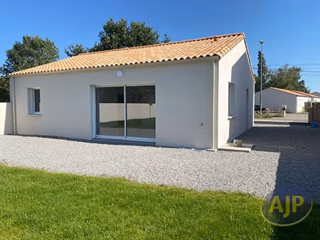 ste pazanne -maison 2 chambres