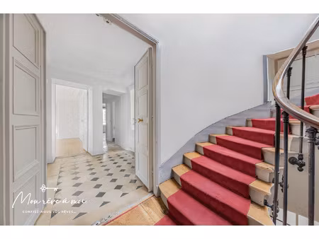 f4 de 74m2 lumineux et au calme situé rue de trévise