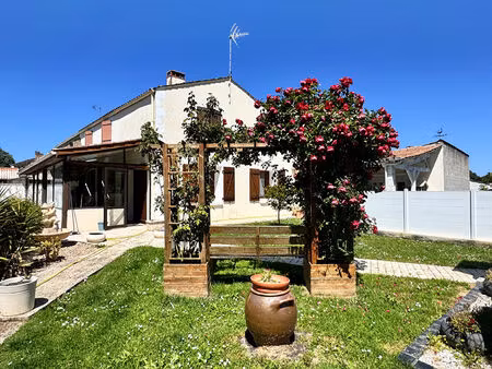 vente maison 6 pièces  125.27m²  cabariot