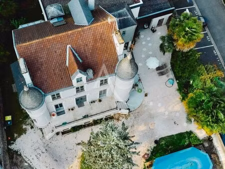 vente maison 15 pièces  395.00m²  pau