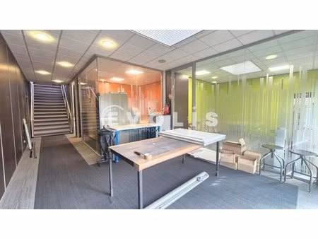 vente local d’activités emerainville 77184 325m²
