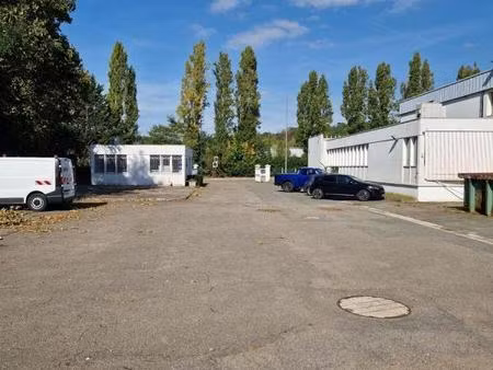 location local d’activités saint ouen l aumone 95310 1467m²