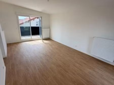 appartement de 4 pièces de luxe en location à montreuil  france