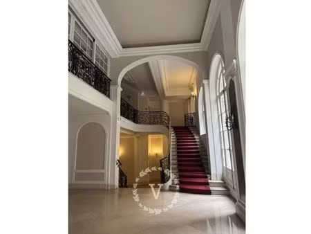 appartement de luxe en location à chatelet les halles  louvre-tuileries  palais royal  fra