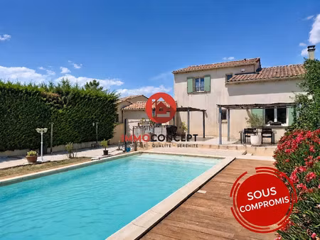vente villa 4 pièces 127 m² à roquemaure (30150)  nan €