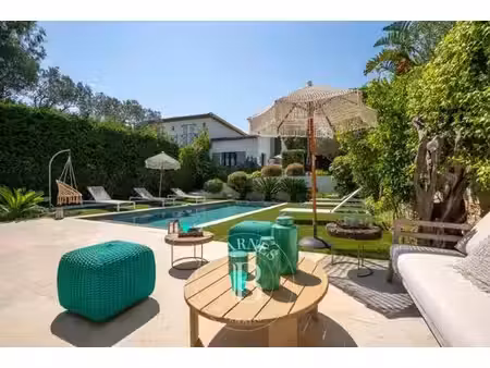 villa de 6 pièces de luxe en location saint-tropez  france