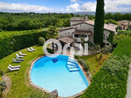 vente maison 10 pièces 430m2 saint-alban-auriolles 07120 - 730000 € - surface privée
