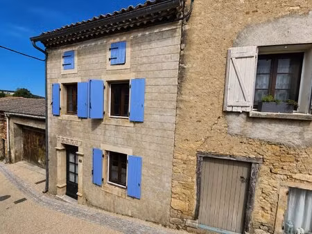 charmante maison de village avec jardin