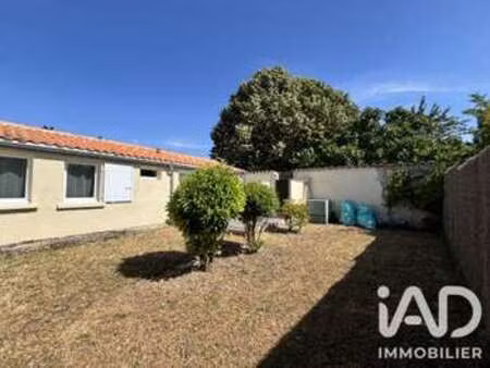 vente maison à bourgneuf (17220) : à vendre / 50m² bourgneuf