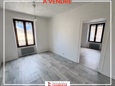 vente appartement 2 pièces 48m2 moirans 38430 - 65000 € - surface privée