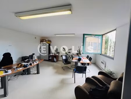 vente bureaux 77 m²