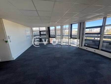 location bureaux 310 m²
