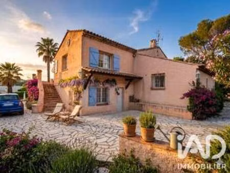 vente maison à saint-raphaël (83530) : à vendre / 238m² saint-raphaël