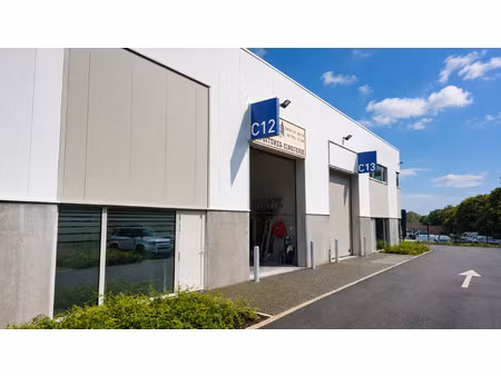 surface industrielle à vendre à rue de l'industrie 22a nivelles (vbe42614)