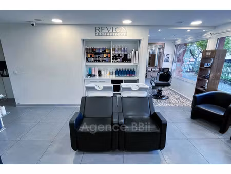 vente local commercial 50m2 gattières 06510 - 48499 € - surface privée