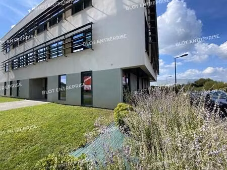 location bureaux 184 m²