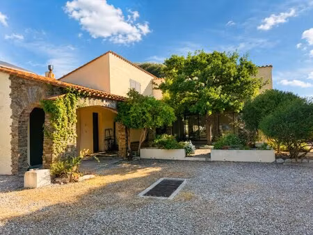 magnifique villa avec garage