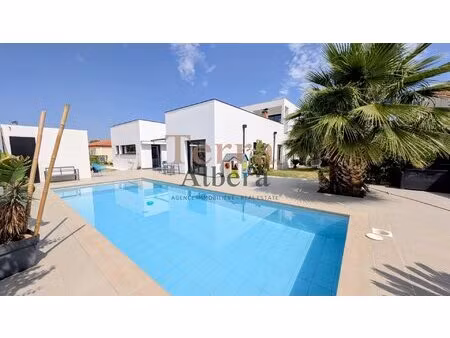 splendide villa d’architecte avec vues magnifiques