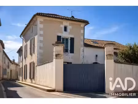 vente maison 10 pièces 264 m² à hiersac (16290)  279 500 €
