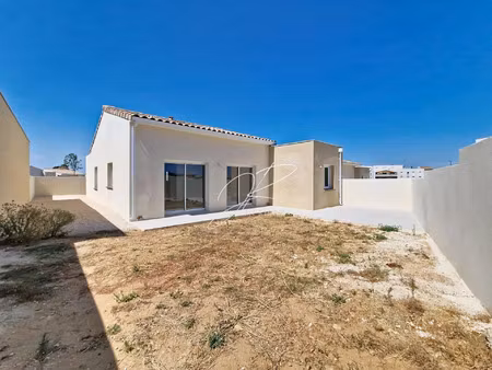 vente maison 4 pièces 92 m² sauvian (34410)