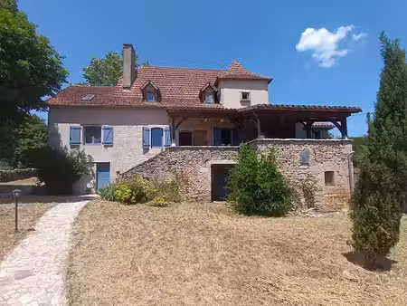 vente maison 5 pièces 187 m² à figeac (46100)  386 800 €