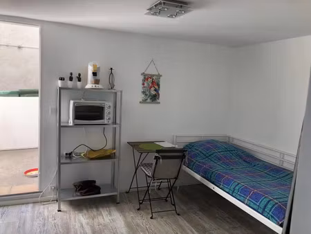 location appartement 1 pièce 14 m² à montpellier (34000)