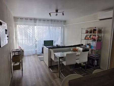 location appartement 1 pièce 26 m² à montpellier (34000)