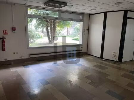 vente bureaux 197 m²